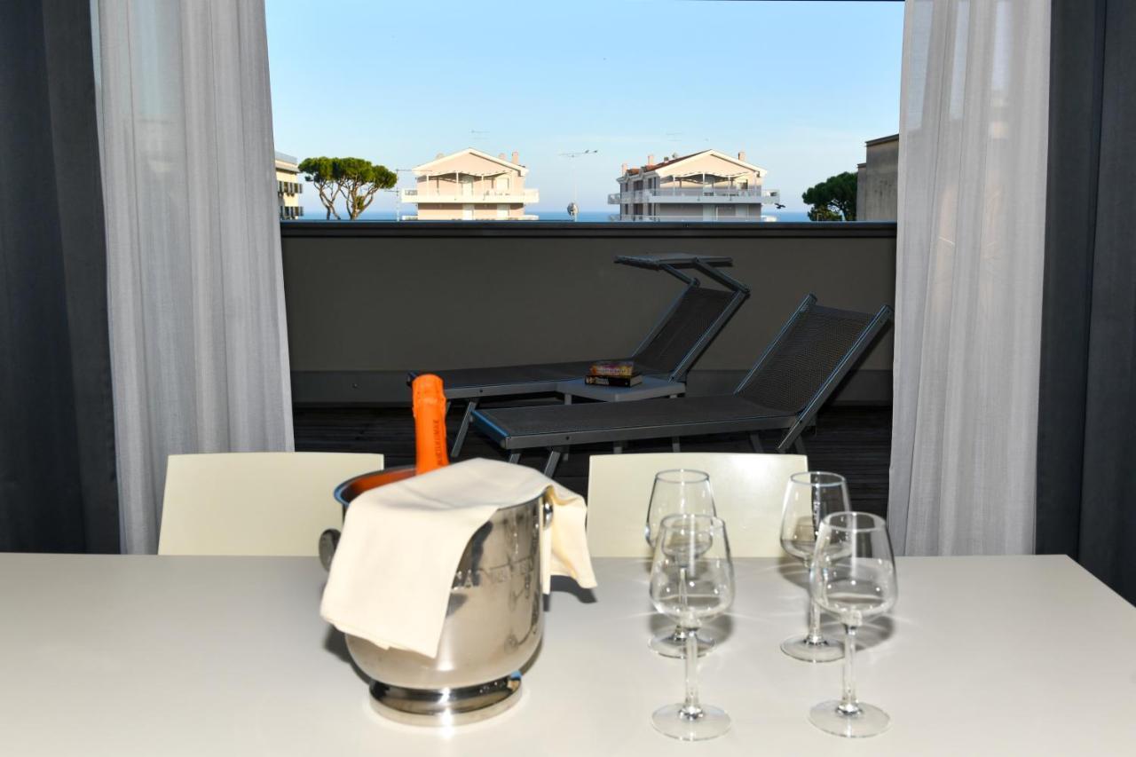 Hotel Eden Lido di Jesolo Buitenkant foto