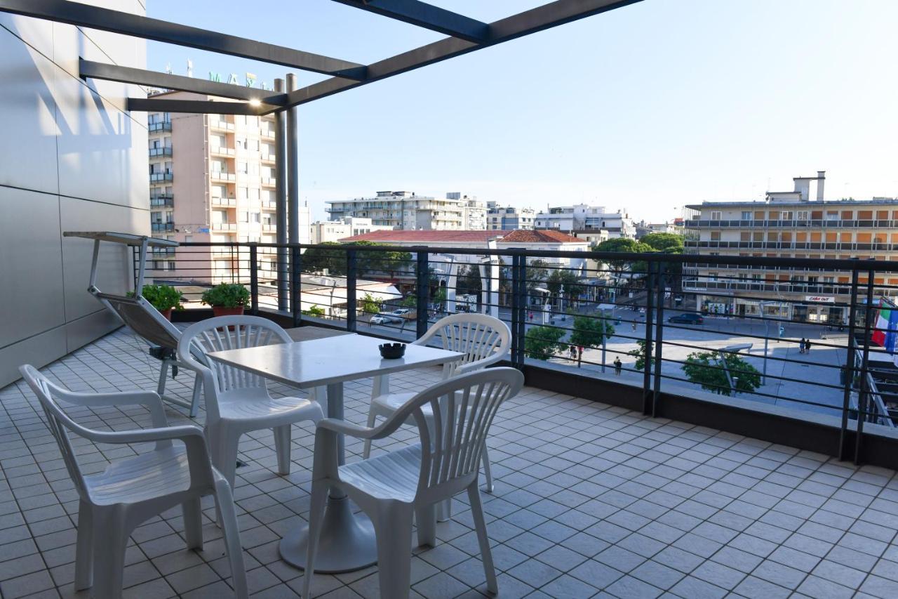 Hotel Eden Lido di Jesolo Buitenkant foto