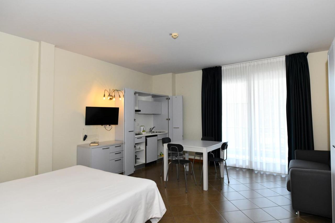 Hotel Eden Lido di Jesolo Buitenkant foto