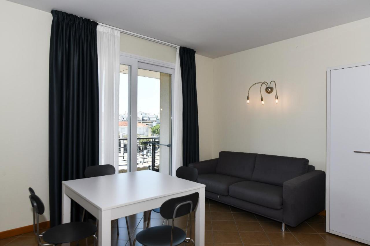 Hotel Eden Lido di Jesolo Buitenkant foto