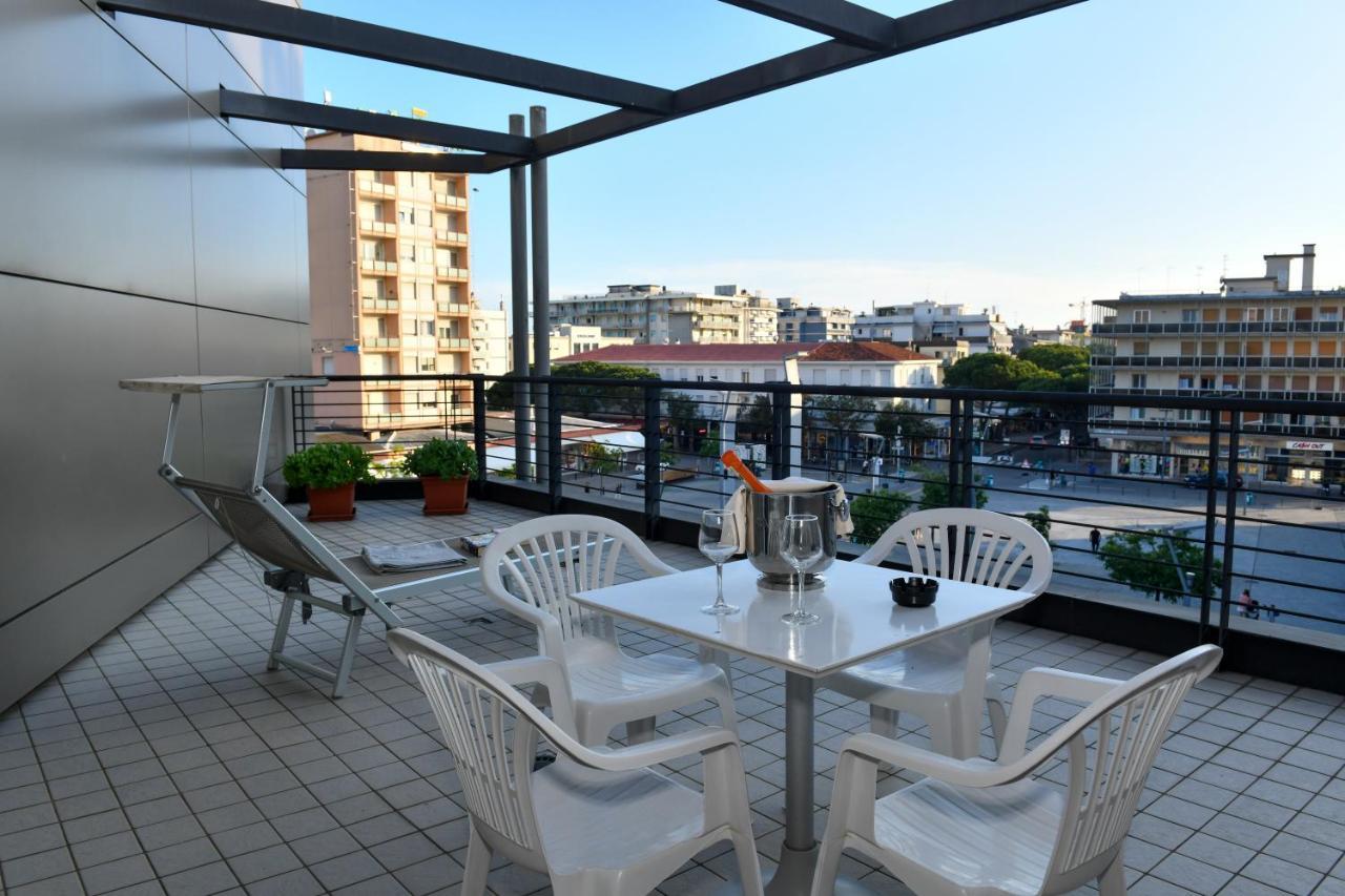 Hotel Eden Lido di Jesolo Buitenkant foto